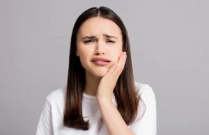 Quels sont les facteurs de risque d’un abcès dentaire ?