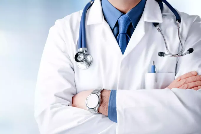 Hôpital : un millier d’internes en médecine en moins