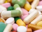 Les médicaments périmés gardent 90% d’efficacité, affirme une étude