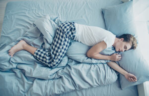 Validée par l’armée : cette méthode ultra-efficace permet de s’endormir en 2 minutes