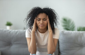 Une étude révèle le mécanisme du mal de tête et des migraines