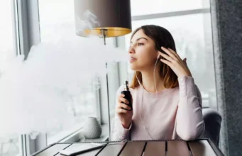 Vapotage : il endommage autant les poumons que la cigarette classique, selon une étude