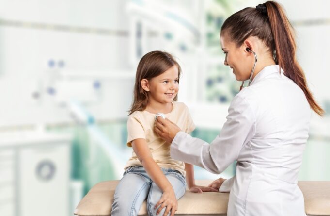 Un nouvel examen médical obligatoire pour les enfants depuis 1er janvier 2025