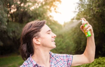 Crème solaire et anti-moustique : ce mélange est dangereux pour votre peau