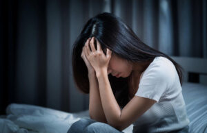 Voici l’âge surprenant où l’on est le plus malheureux, selon la science