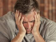 AVC, démence… : les chercheurs alertent sur ces 17 erreurs qui détruisent votre cerveau