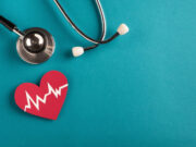 Hypertension : 5 exercices simples à faire chez soi pour réduire votre tension