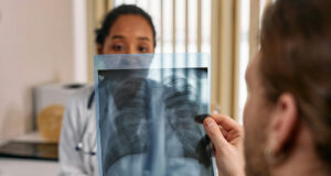 Je suis médecin et voici la première cause du cancer malgré une vie saine, on peut l’éviter