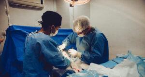 Je suis chirurgien cardiaque : voici la question vitale à poser en consultation, trop de patients l’ignorent