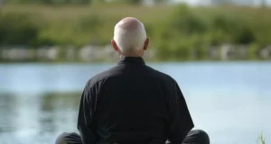 « En 20 minutes, vous gagnez 3 ans d’espérance de vie » : le conseil longévité de cet expert fait le tour du monde