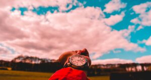 Le changement d’heure d’hiver arrive plus tôt cette année, une première depuis 11 ans