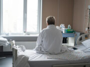 Un homme de 77 ans perd un rein lors d’une opération dans cet hôpital français : ils se sont trompés de côté…