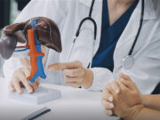 Quels sont les premiers symptômes du cancer du foie ?