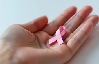 Cancer du sein à 39 ans : le danger de la détection tardive