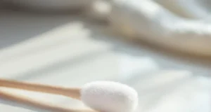 Ce geste quotidien qui détruit votre audition sans que vous le sachiez