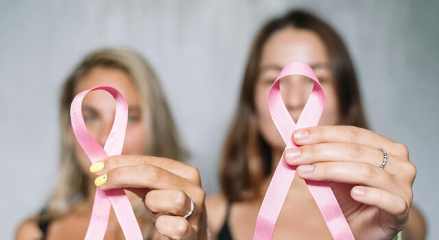 Le Mouvement E.Leclerc s’engage pour la 23ème année consécutive aux côtés de la Ligue contre le cancer et renouvelle son opération “Tous unis contre le cancer”