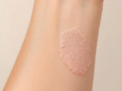 Eczéma atopique : découvrez comment soulager cette peau qui démange sans arrêt