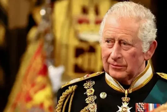 Charles III brise le silence sur un effet secondaire méconnu de la chimiothérapie