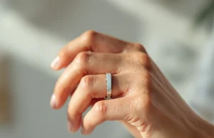 Une bague connectée révolutionne la santé en analysant la sueur