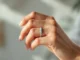 Une bague connectée révolutionne la santé en analysant la sueur