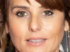 Faustine Bollaert révèle le secret pour préserver sa santé mentale face aux histoires bouleversantes